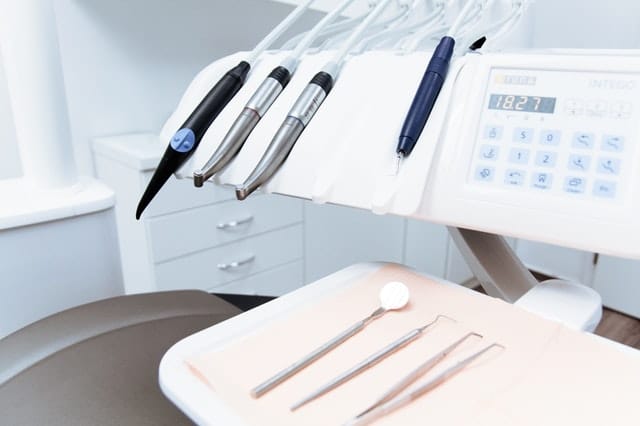 8 reasons to consider dental implants in new orleans